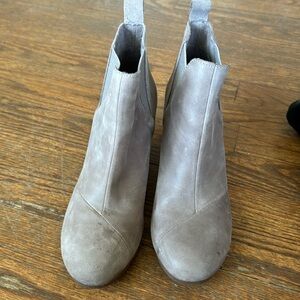 TOMS women’s booties